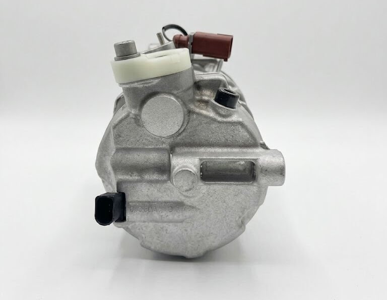 Volkswagen Transporter (T6) & Multivan (T7) & California Klima Kompresörü | Denso 447250-6420