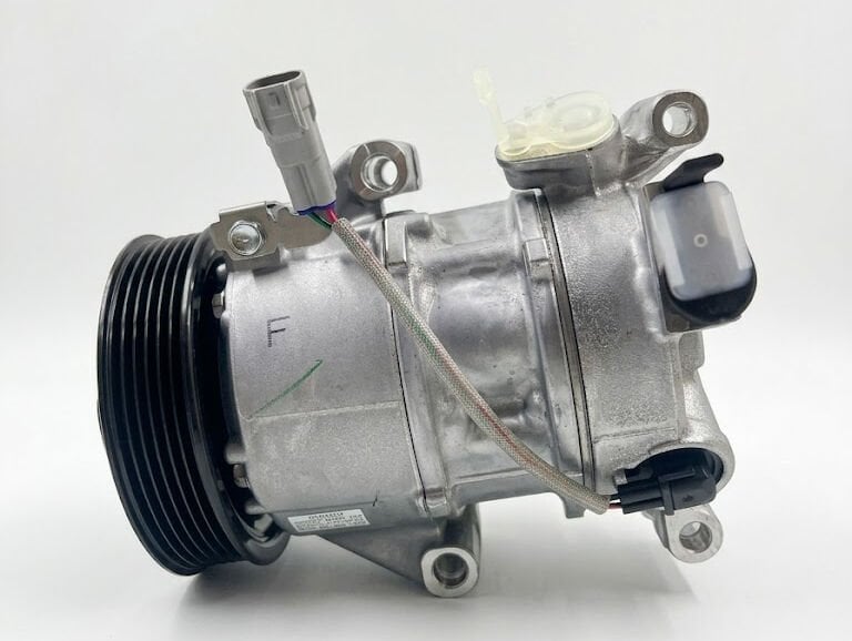 Toyota Yaris & Vitz Klima Kompresörü | Denso 447260-4202