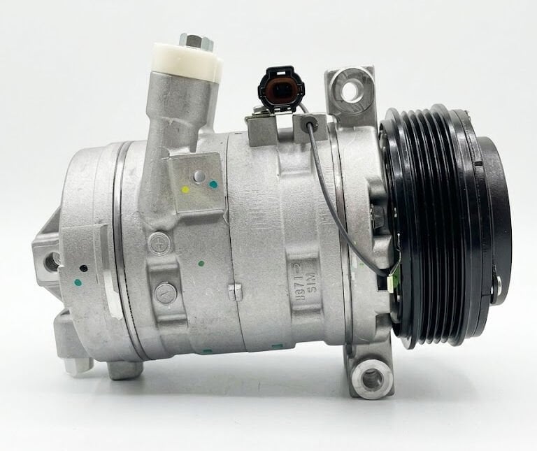 Mercedes X220 & Nissan Navara & Renault Alaskan Klima Kompresörü | Valeo 815481