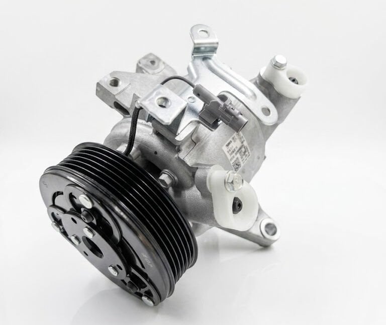 Subaru Forester & XV & Impreza & Levorg Klima Kompresörü | Valeo 814717