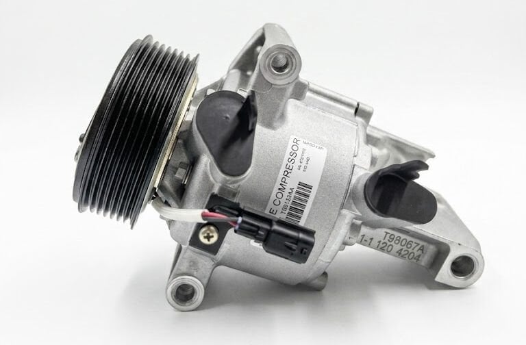 Dacia Duster & Sandero & Nissan Micra Klima Kompresörü | Valeo T99133AA