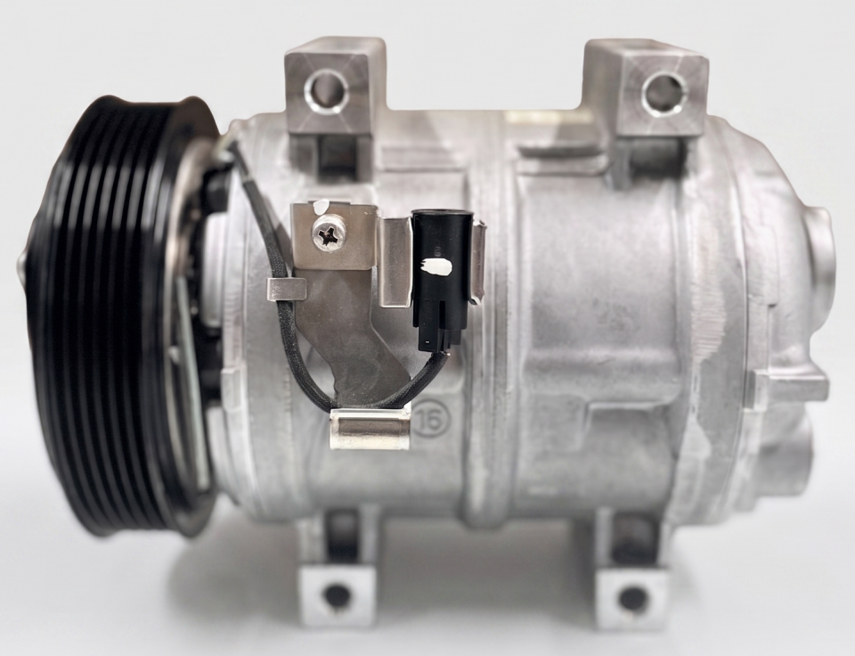 Volvo C70 & S40 & S70 & V40 & V70 Klima Kompresörü | Valeo 8601631